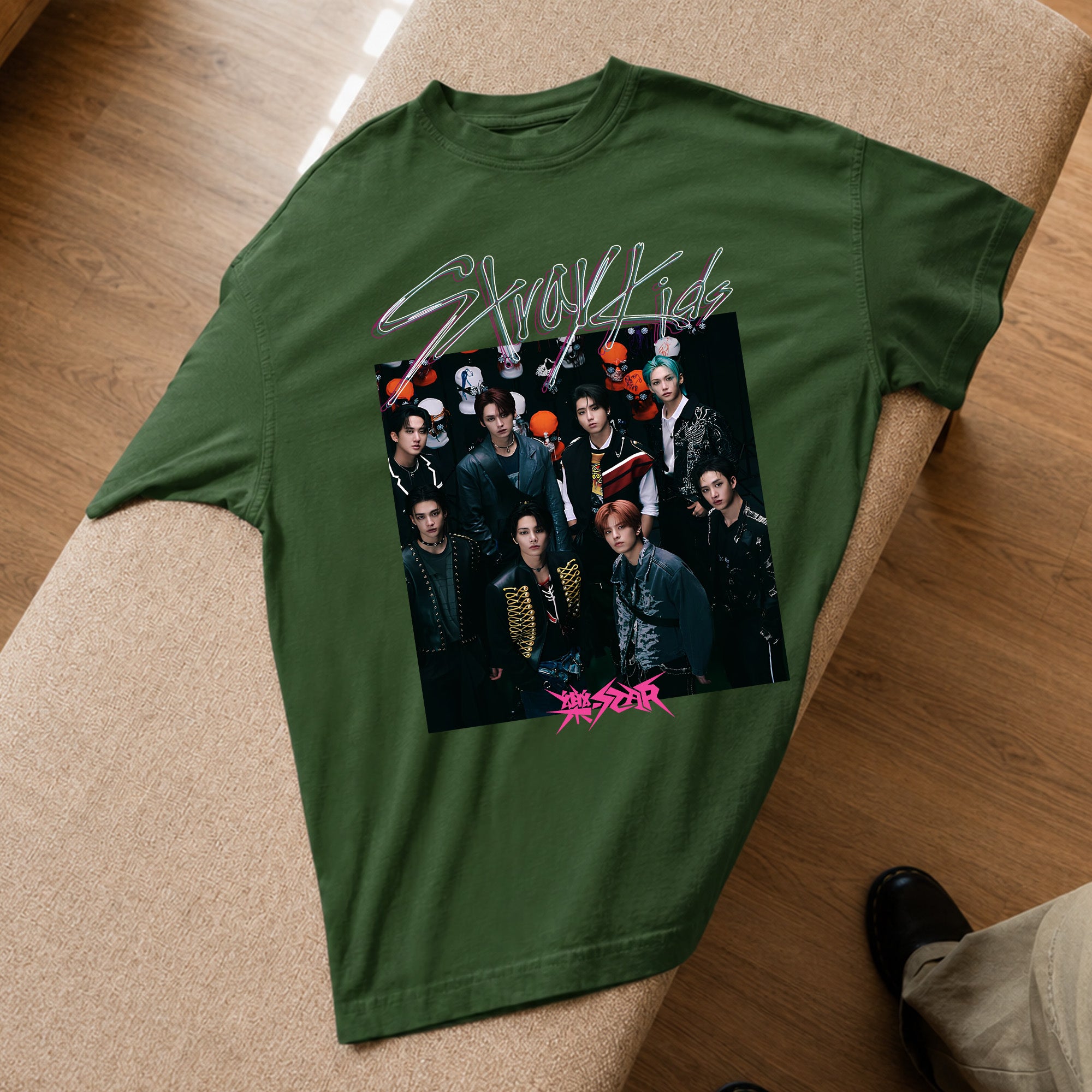 Stray Kids Graphic T-Shirt - Spread view, Y2K kpop concert tee