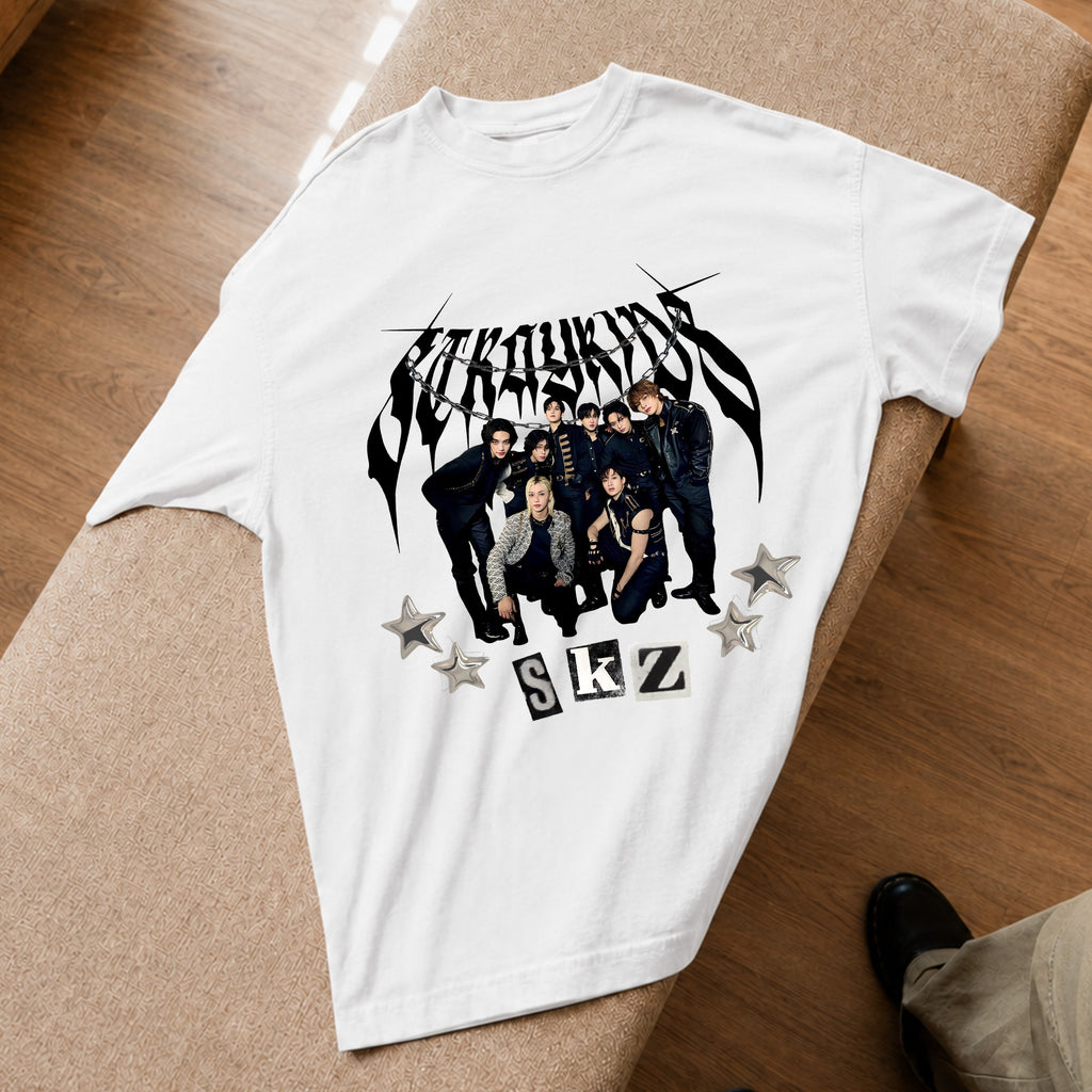 Stray Kids Logo T-Shirt - Spread view, Y2K kpop concert tee