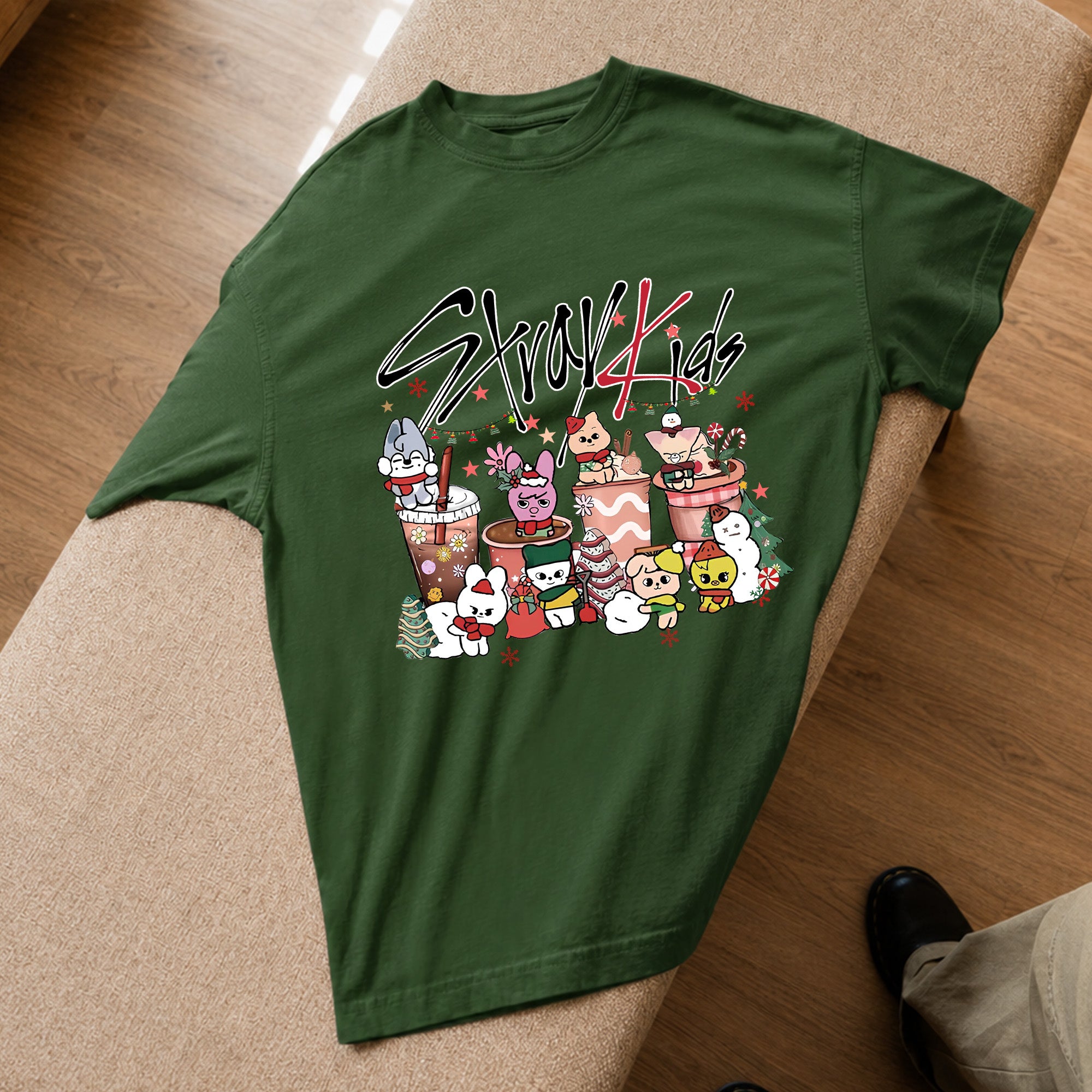 Stray Kids Merry Christmas Skzoo T-Shirt - Spread view, Y2K kpop concert tee